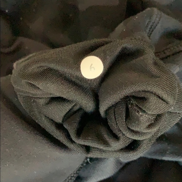 Lululemon Capri - Picture 3 of 3